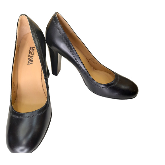 Michael Michael Kors| Leather Black Pumps Size 8M - Picture 2 of 6